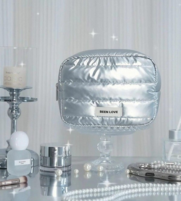 Producto - Neceser puffer PLATEADO