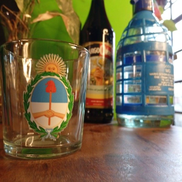 Producto - Escudo Nacional (vaso)