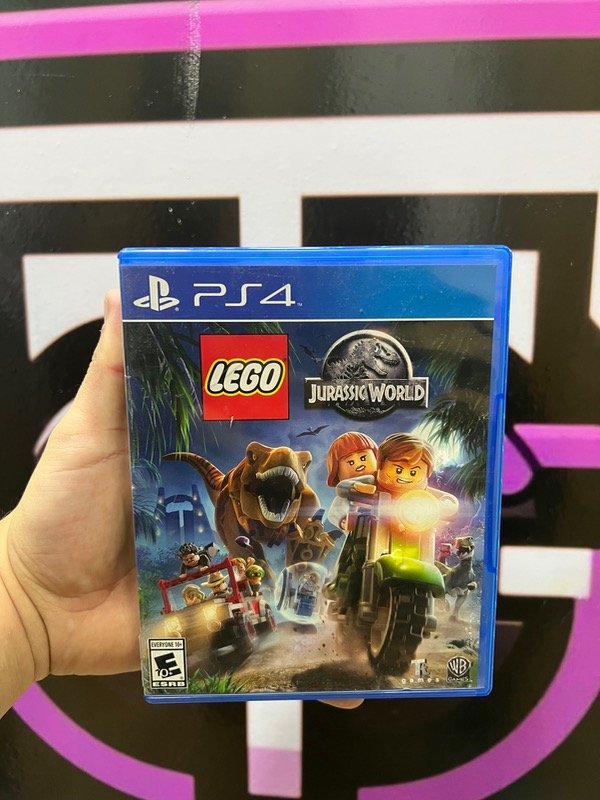 Producto - LEGO Jurassic World ! Usado