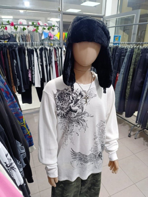 Sweater Southpole strass — imagen 3