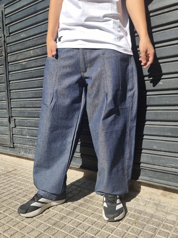 Producto - Pantalon baggy con pinzas