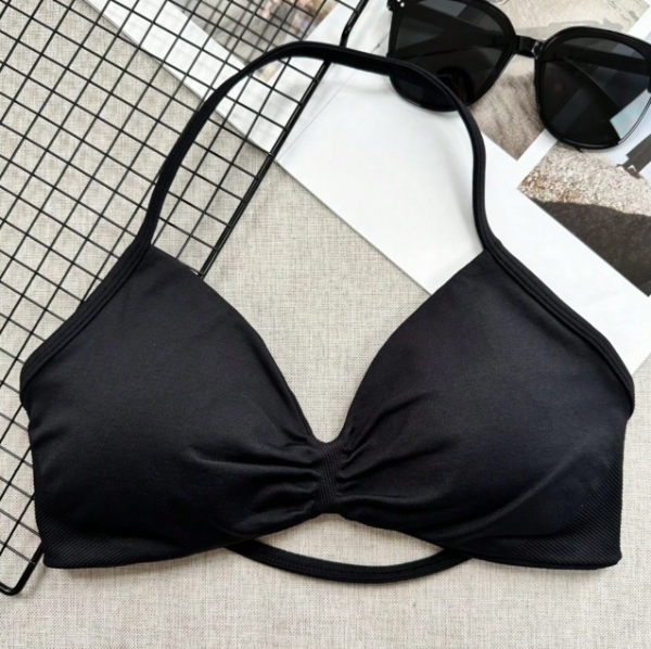 Producto - Top Deportivo con Fruncido Frontal Negro T.S-M - 0