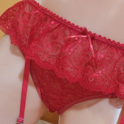 Producto - Portaligas y Tanga de Puntilla Rojo
