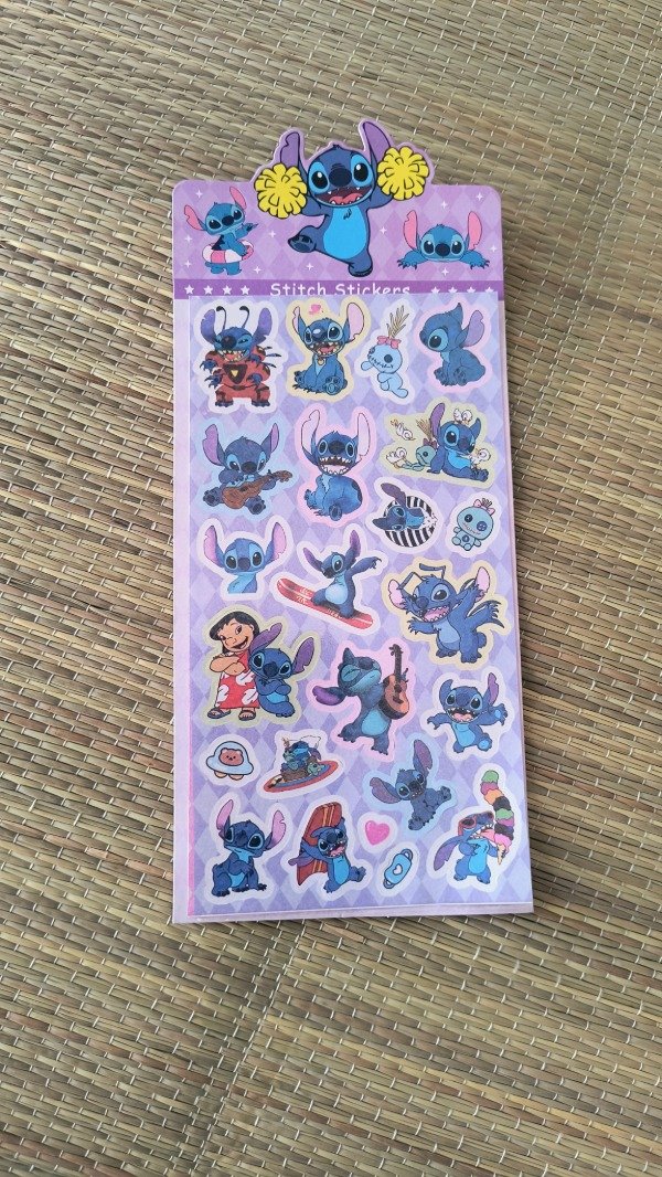 Producto - Plancha de stickers holográfica Stitch