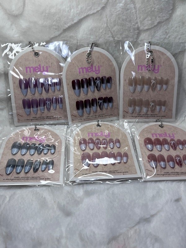 Producto - Uñas postizas almendras mely - 0