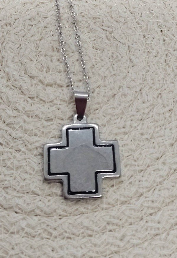Producto - Cruz del equilibrio plateado