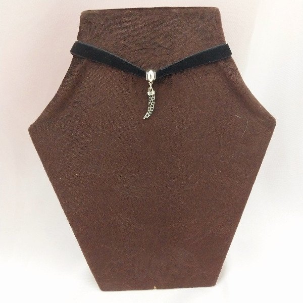 Producto - Chocker gamuza con dijes