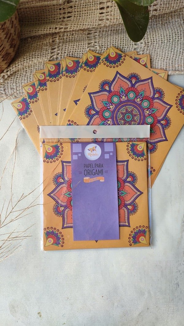 Producto - Mándala amarilla 15X15 20 papeles simple faz