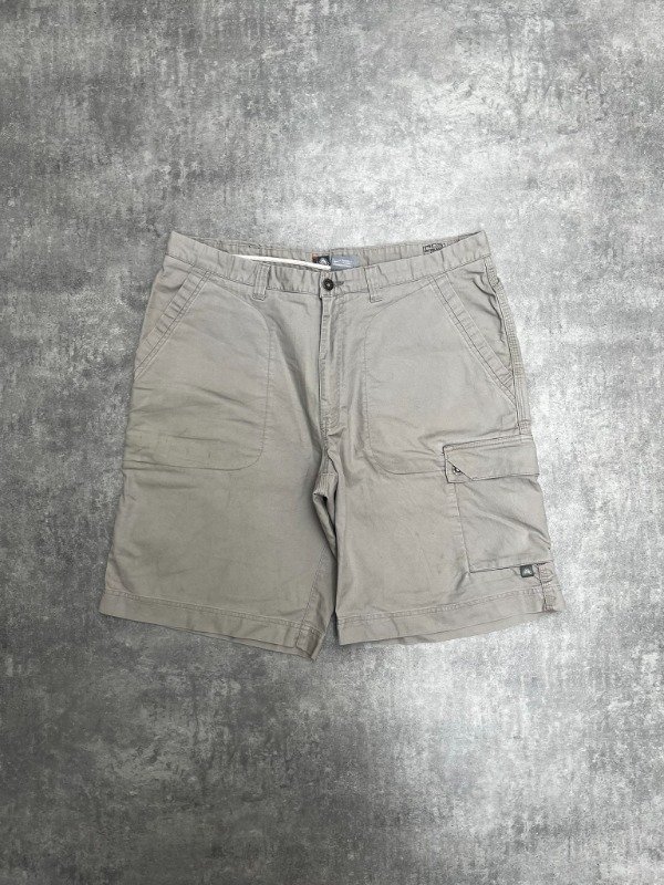 Producto - Bermuda Cargo Nike ACG T.L(48)