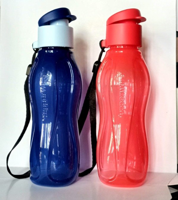 Producto - Ecotwist 300 ml con pico y correa