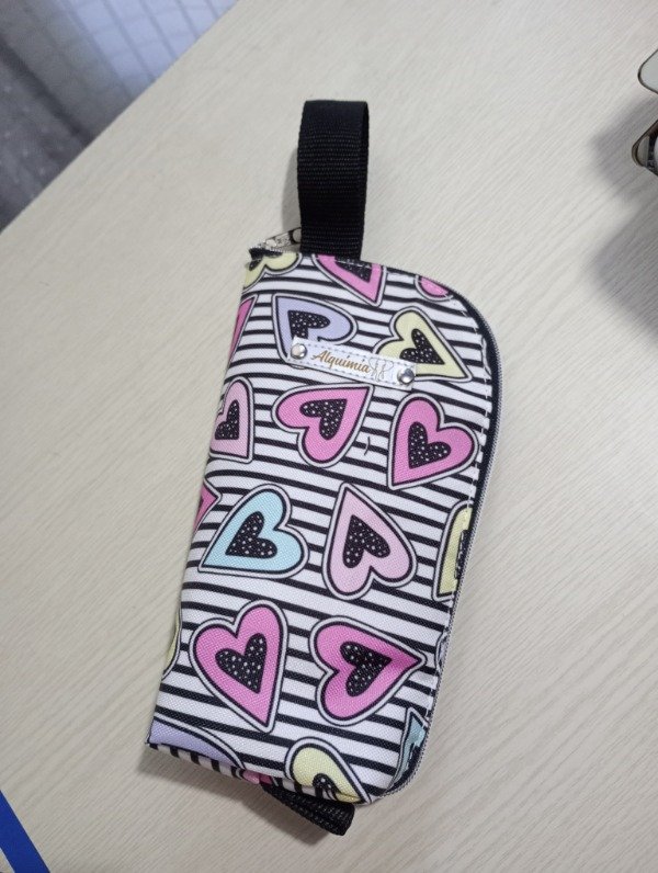 Producto - Cartuchera Lola Corazones