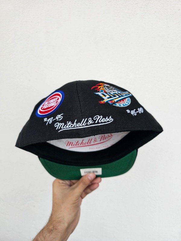 Detroit pistons logo history nba mitchell and ness 7 1/4 — imagen 6