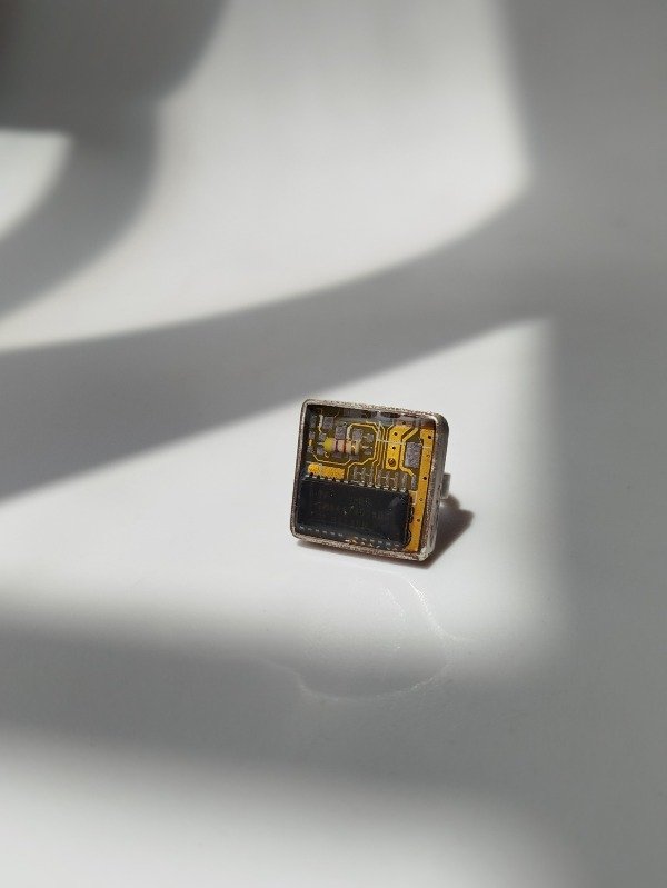 Producto - Anillo VolMoz (Alpaca envejecida)