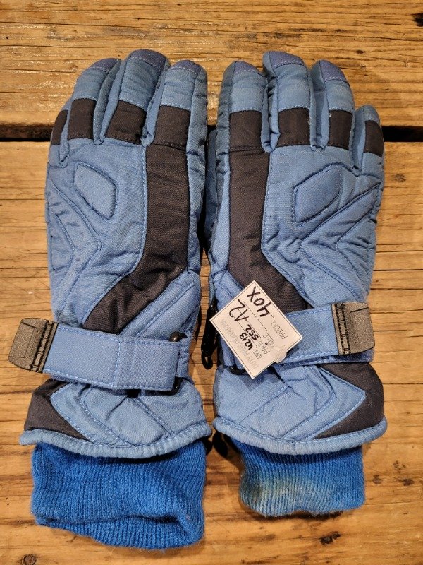 Producto - Guantes de ski CHULENGUITO celestes Talle 12 años - PRECIO: 40X
