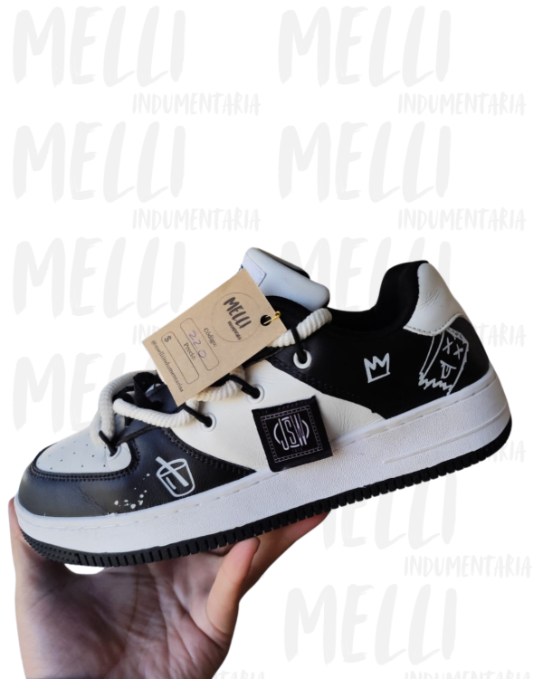 Producto - Zapatillas Jeans West