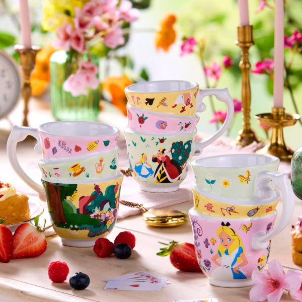 Producto - TAZA APILABLE ALICIA EN EL PAIS SOMBRERERO