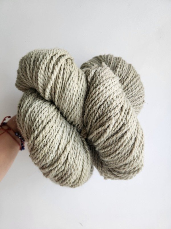 Producto - Verde claro / 410gr / lana dos cabos