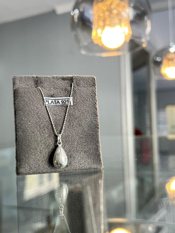 Producto - Conjunto dije de gota de plata