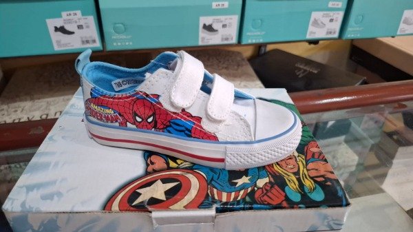 Producto - Spiderman Low