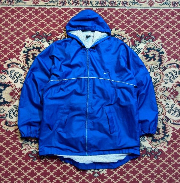 Producto - Campera Nike Retro A