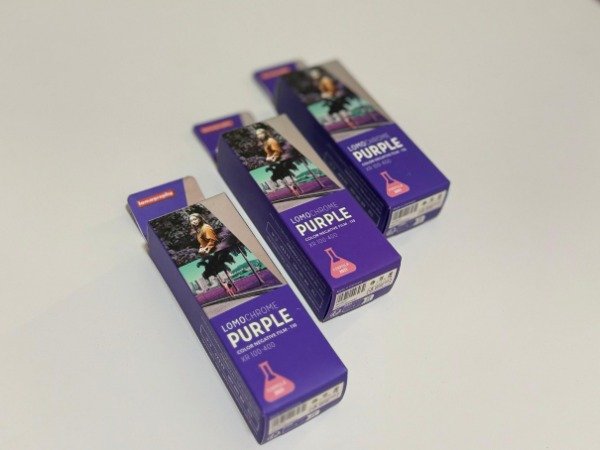 Producto - LomoChrome Purple 110 ISO 100-400