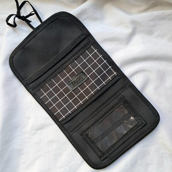 Producto - tabaquera cuadrillé ByN