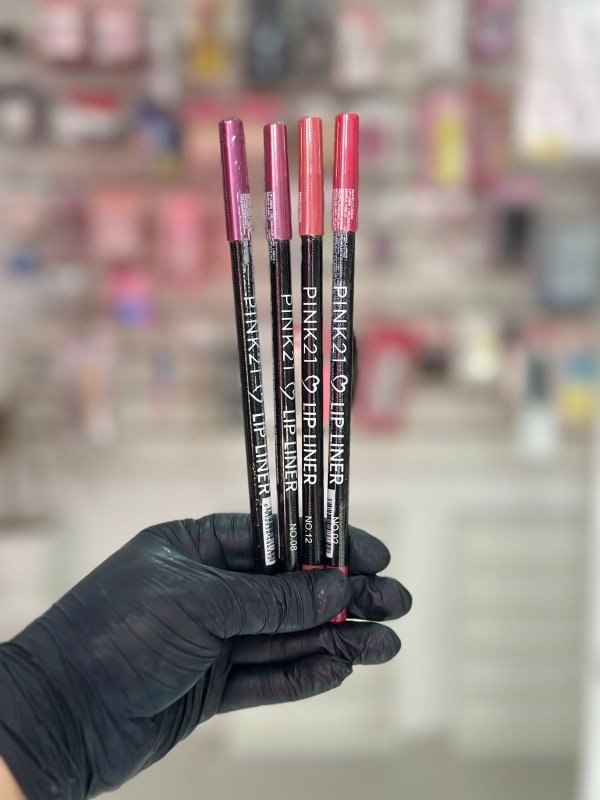 Producto - DELINEADOR PARA LABIOS