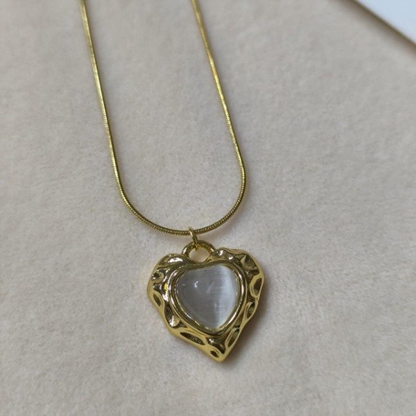 Producto - Collar corazón piedra  dorado - Acero
