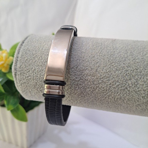 Producto - Pulsera de cuero negro cierre reloj