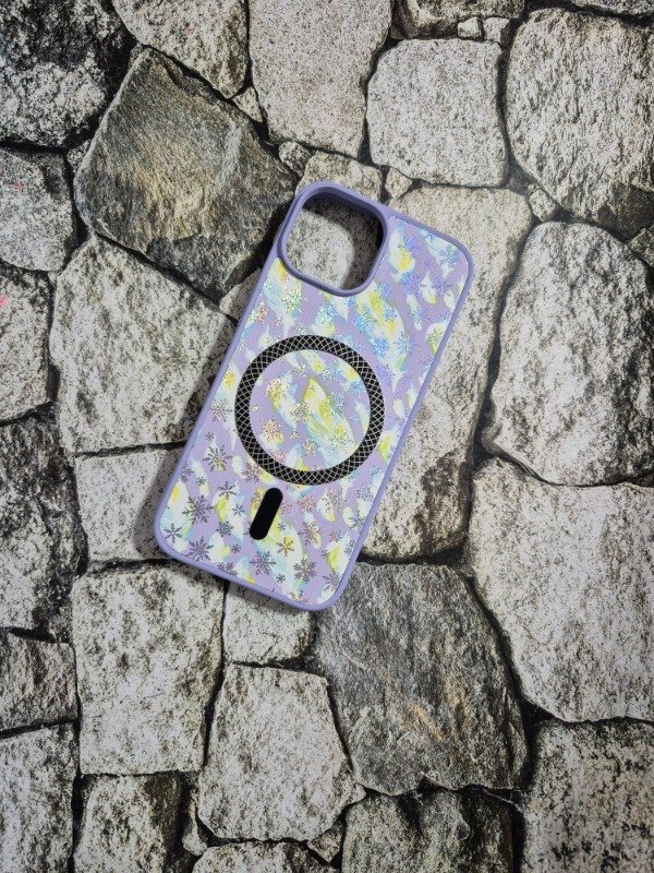Producto - Funda rígida MagSafe diseño invierno Iphone 11 lila