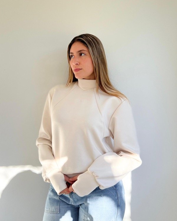 Producto - Buzo Essentia