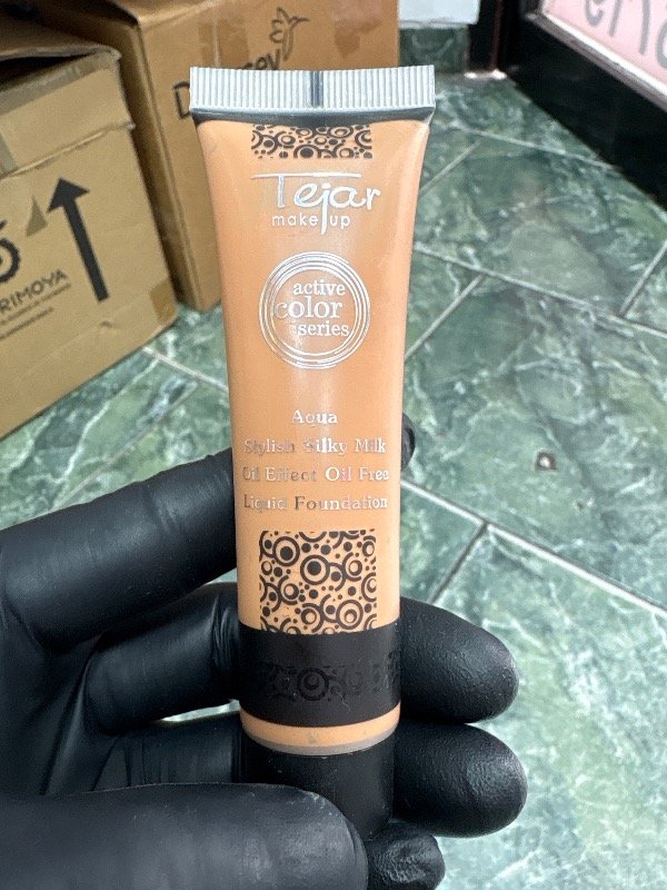 Producto - Base de maquillaje TEJAR active color series