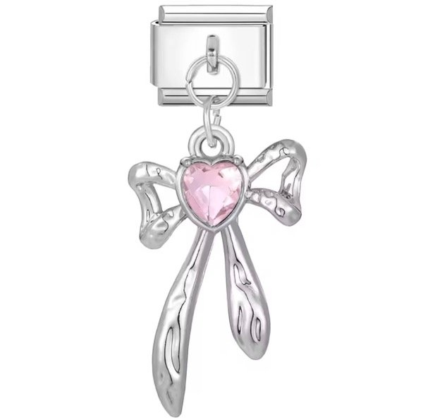 Producto - Charm moño con corazón