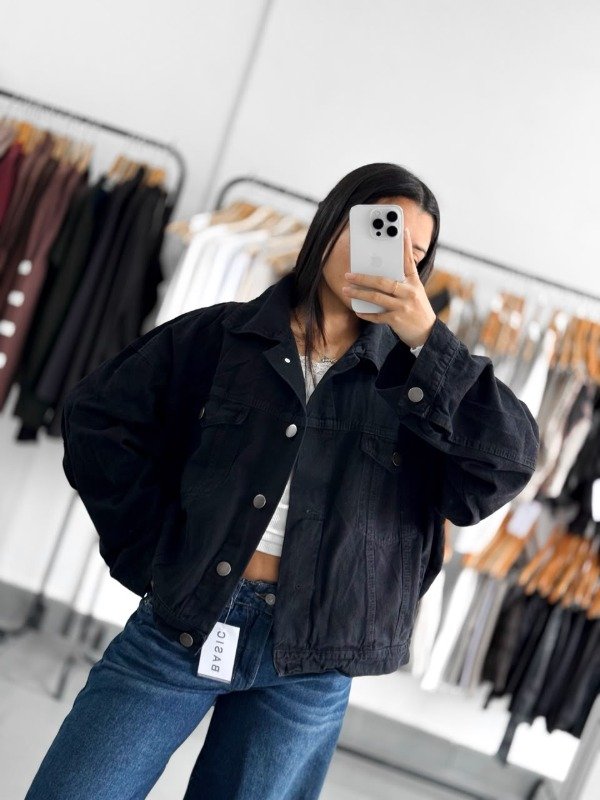 Producto - Campera Oversize Bloom negra