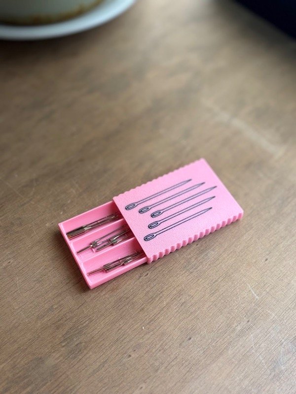Producto - Caja organizadora para agujas