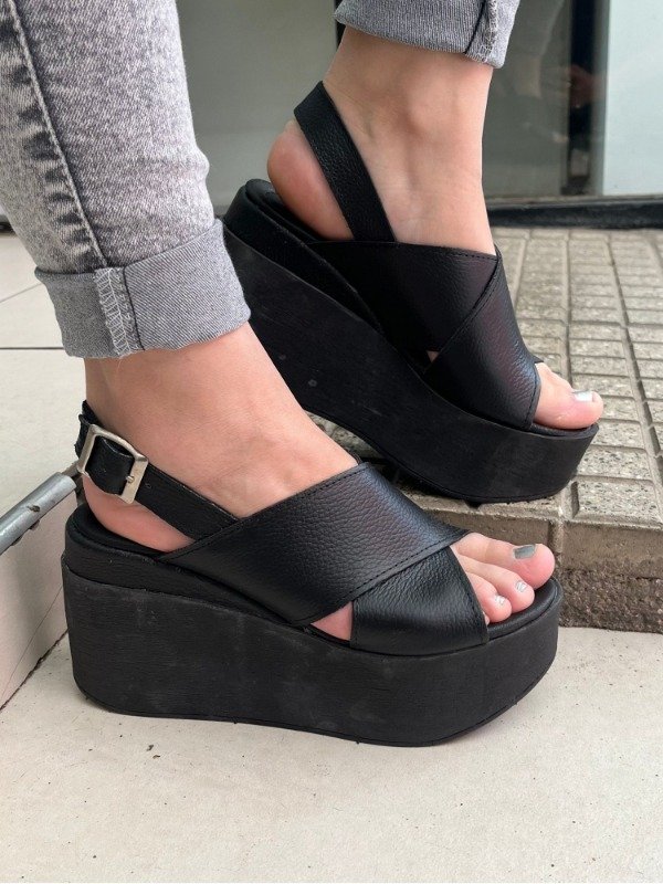 Producto - KENDRA (Negro)
