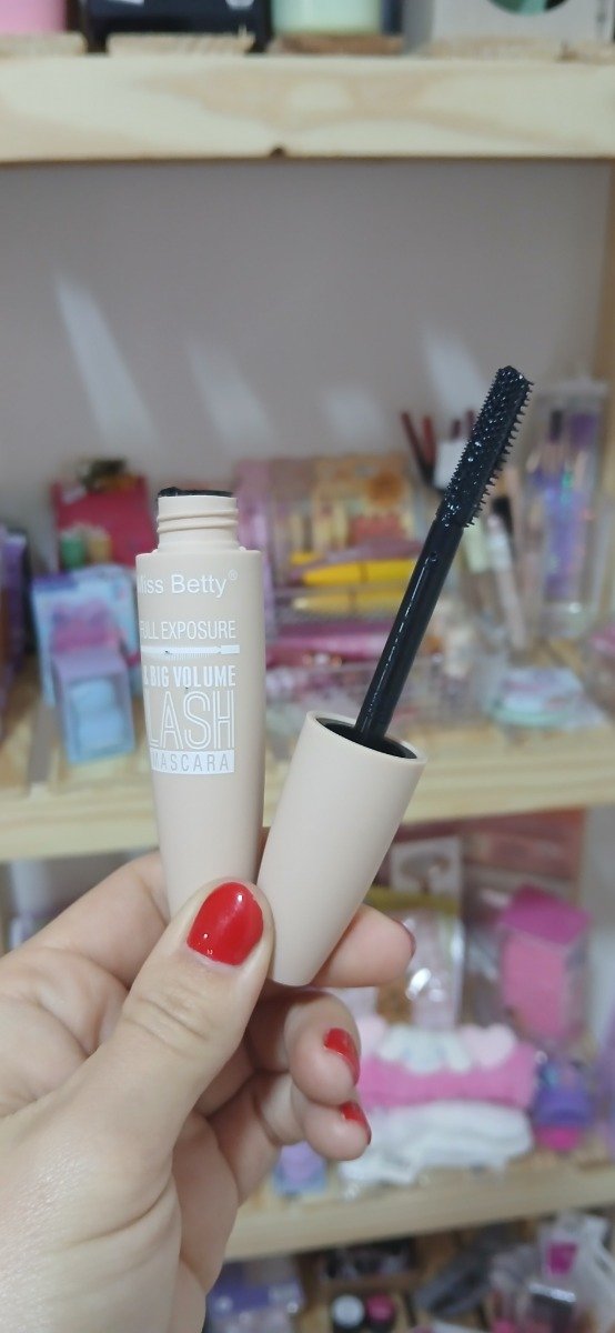 Producto - Máscara de pestañas Miss betty 3