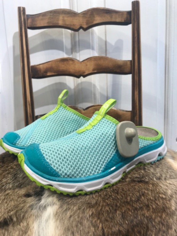 Producto - Suecos SALOMON deportivos turquesa y verde- Talle  36.5- PRECIO:  36x