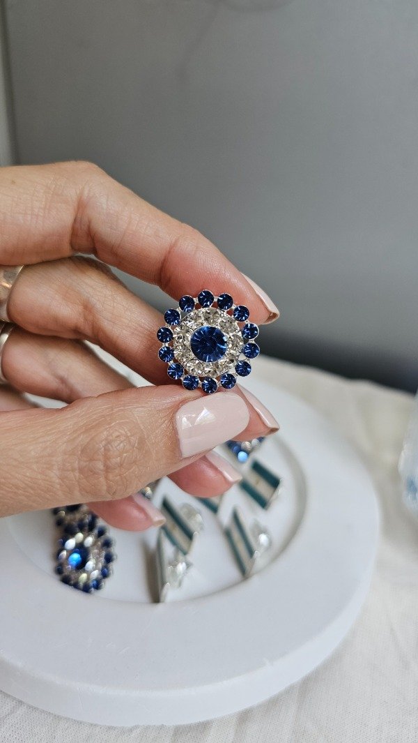 Producto - Escarapela pin redonda con cubic 2 cm