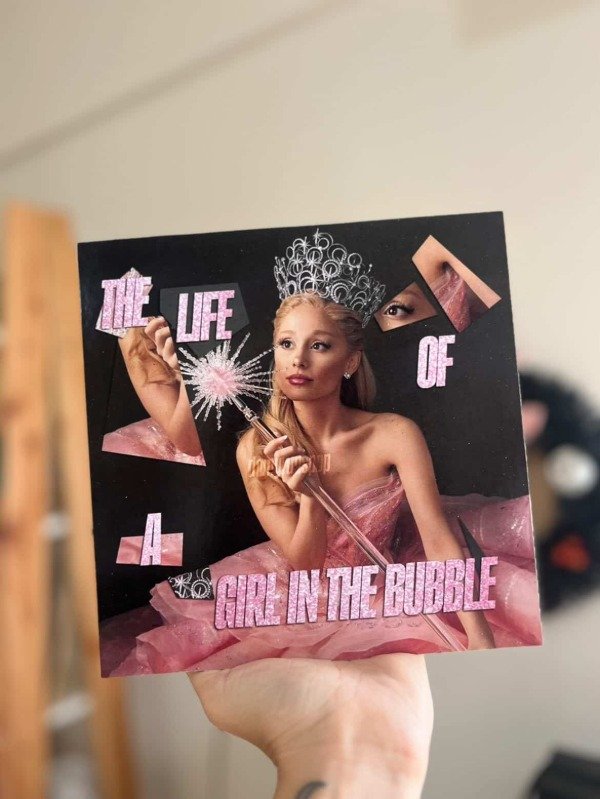 Producto - Glinda TLOAS Wicked Ariana Grande Cuadro