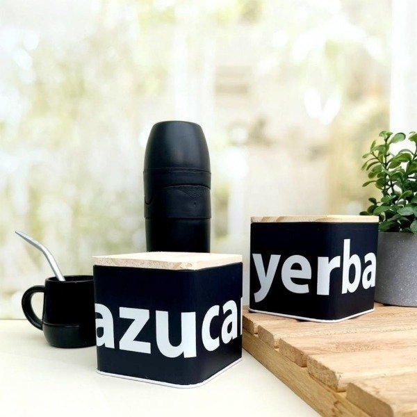 Producto - Set de latas Negras con tapa de madera YERBA Y AZUCAR
