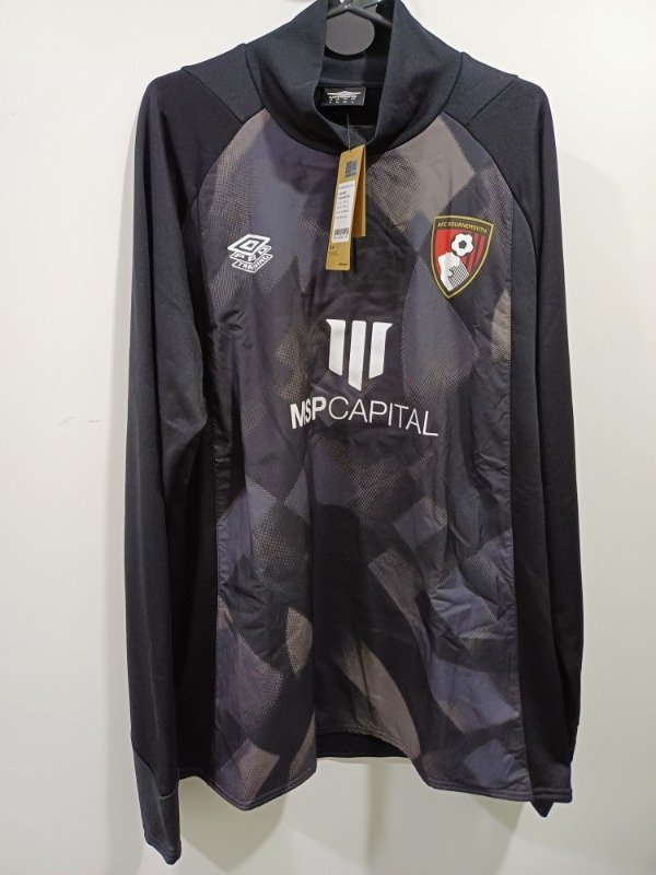 Producto - Buzo Bournemouth - Umbro