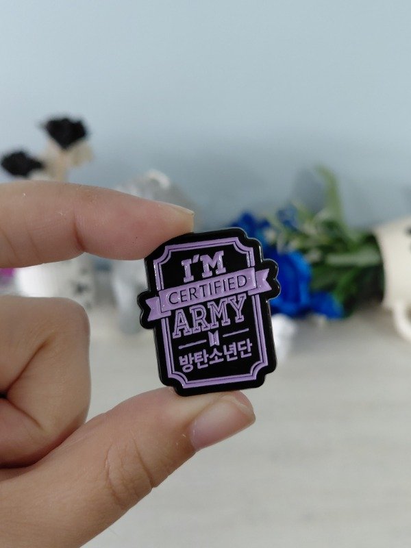 Producto - Pin metalizado - I'm certified ARMY #1417