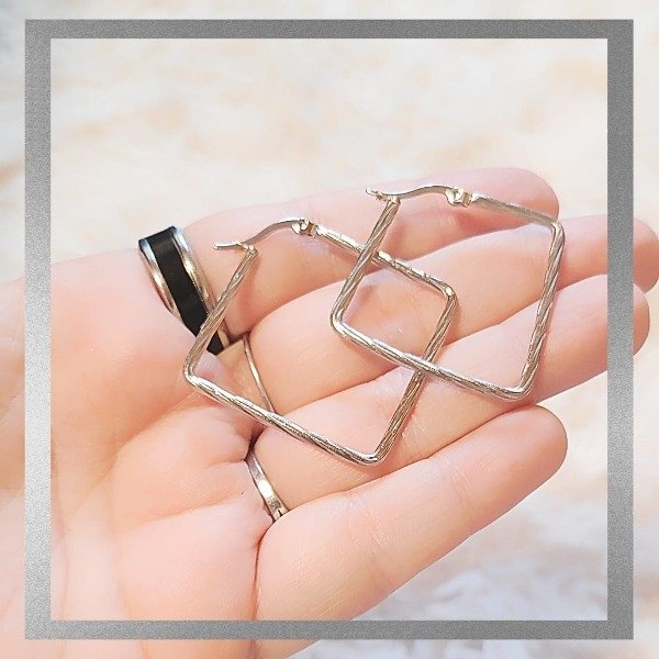 Producto - Aros Argollas cuadrada labrada (2)