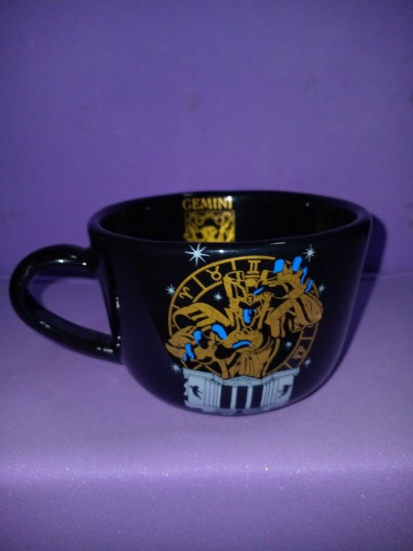 Producto - Taza Caballero del zodiaco GEMINIS