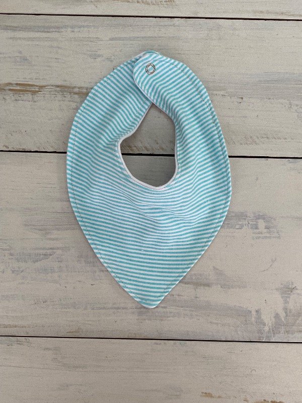 Producto - Babero florcitas aqua