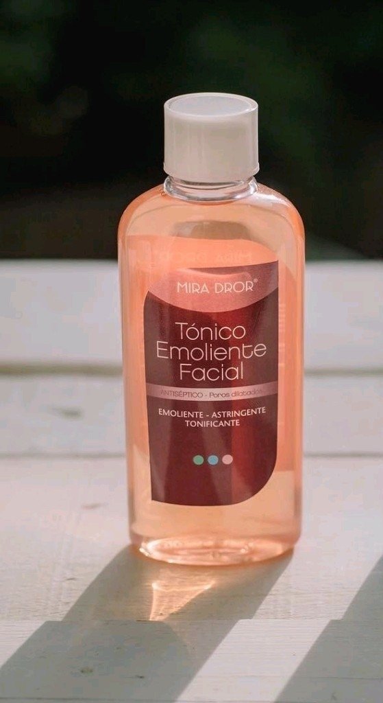 Producto - Tónico emoliente facial poros dilatados