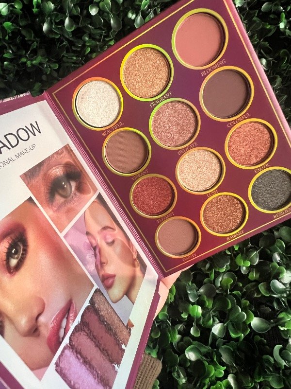 Producto - Paleta de sombras libro mariposa - 1
