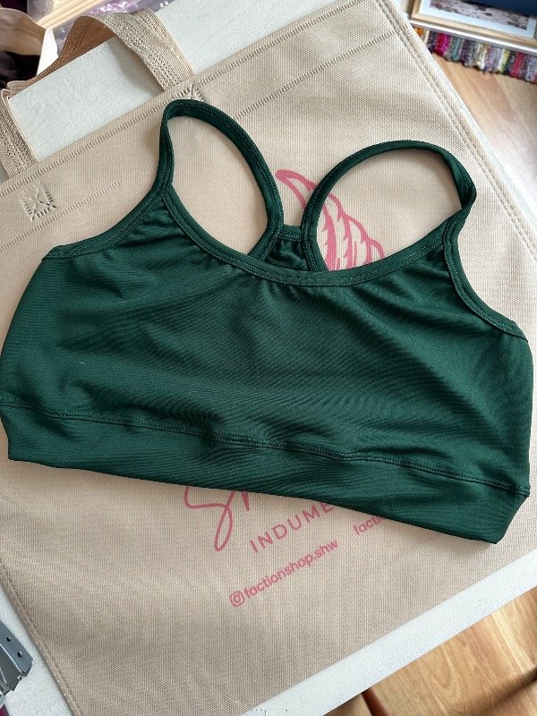 Producto - Top verde inglés