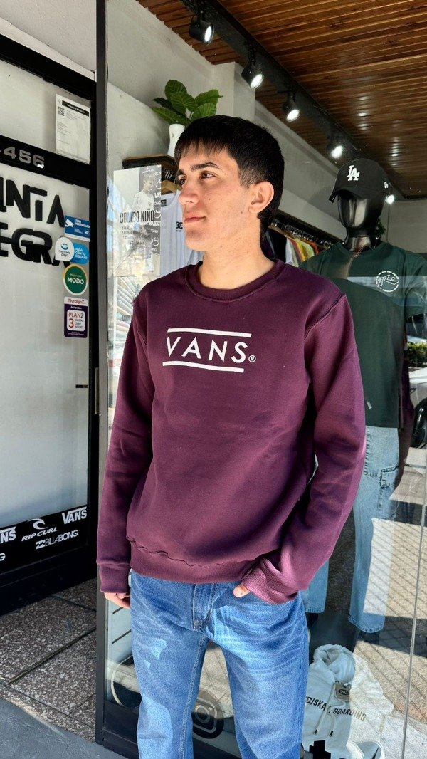 Producto - Buzo VANS cuello redondo frisa (blanco/violeta/gris/negro)